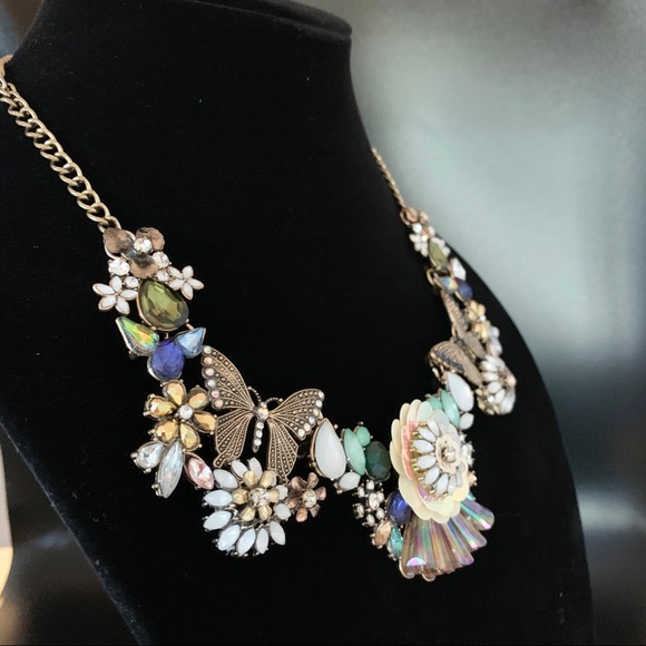 Flower Butterfly Necklace - Picture 2 of 10